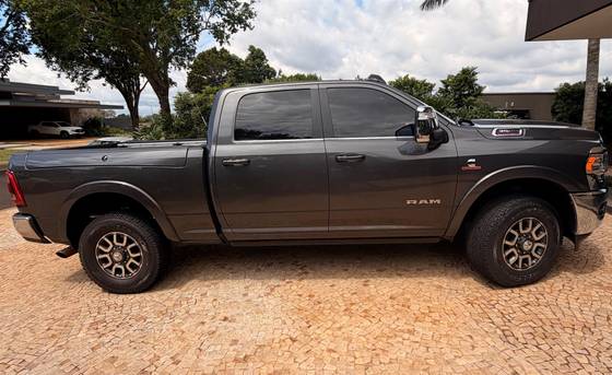 RAM 3500 6.7 I6 TURBO DIESEL LIMITED LONGHORN CD 4X4  AUTOMÁTICO